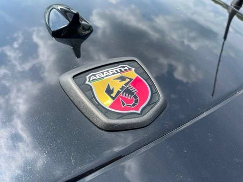 Used 2018 FIAT 124 Spider Abarth w/ Convenience Group RWD image 6