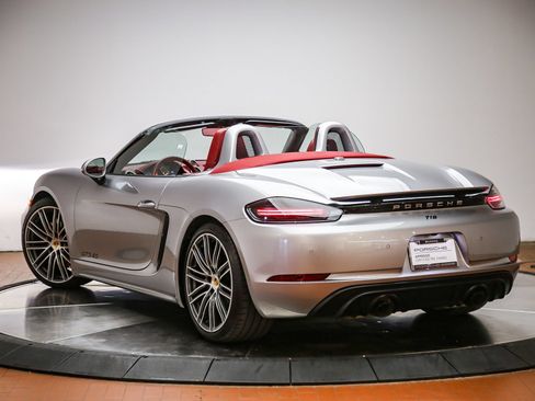 Certified 2024 Porsche 718 Boxster GTS RWD image 3