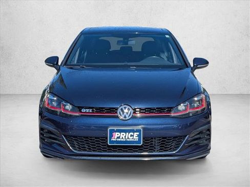 Used 2018 Volkswagen GTI SE FWD image 2