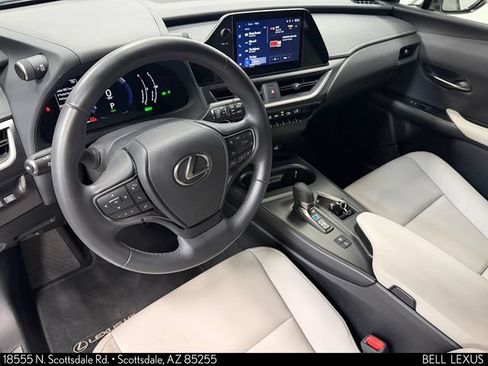 Certified 2025 Lexus UX 300h FWD w/ Accessory Package (Z2) image 16