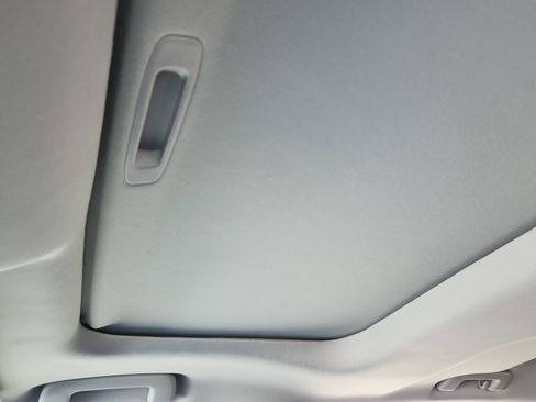 Used 2022 Toyota Highlander XLE image 26