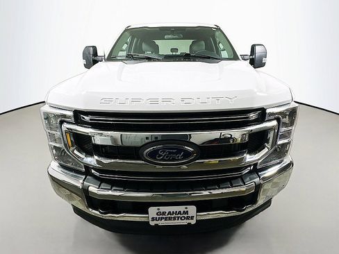 Used 2022 Ford F250 XLT image 2