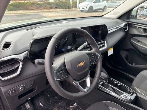 New 2026 Chevrolet TrailBlazer LT w/ Convenience Package FWD image 12