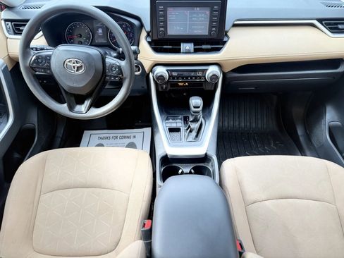 Used 2019 Toyota RAV4 XLE image 3