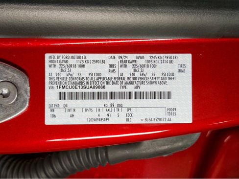 Used 2025 Ford Escape SE w/ PHEV Premium Package FWD image 26