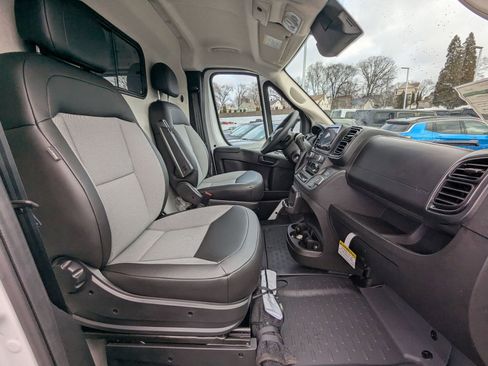 New 2026 RAM ProMaster 2500 w/ Convenience Group image 20