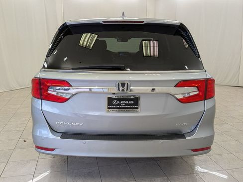 Used 2018 Honda Odyssey Elite image 8