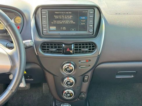 Used 2012 Mitsubishi i image 14