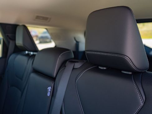 Certified 2026 INFINITI QX60 Luxe w/ Cargo Package FWD image 24