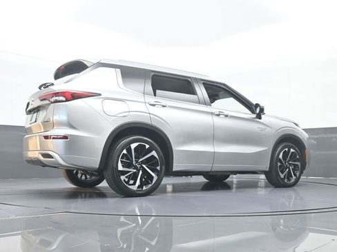 Used 2023 Mitsubishi Outlander SEL image 75