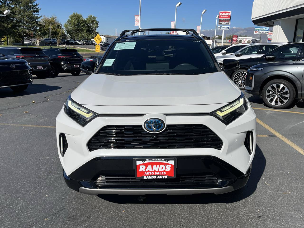Used 2023 Toyota RAV4 XSE AWD/4WD image 12