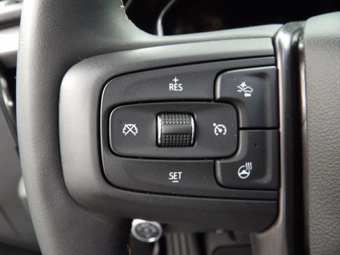Used 2025 GMC Sierra 2500 AT4 w/ Technology Package AWD/4WD image 56