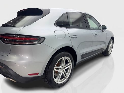 Used 2022 Porsche Macan AWD/4WD image 13
