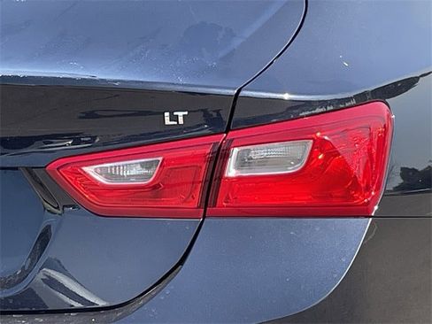 Used 2023 Chevrolet Malibu LT image 6
