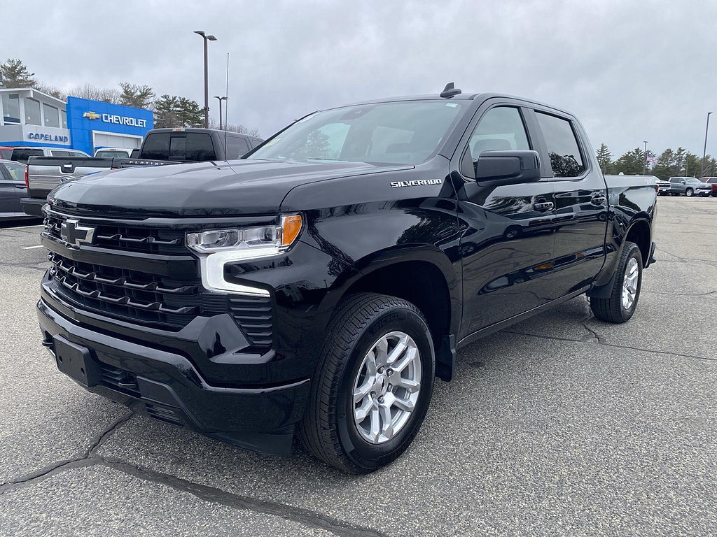 Used 2026 Chevrolet Silverado 1500 RST AWD/4WD image 1