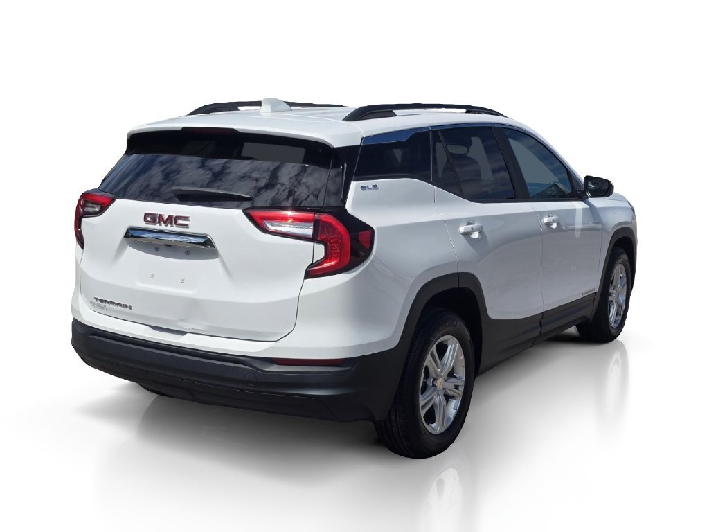 Used 2024 GMC Terrain SLE w/ Driver Convenience Package FWD image 6