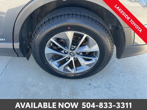 Used 2016 Toyota RAV4 XLE image 12