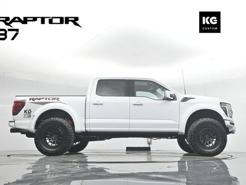 Used 2025 Ford F150 Raptor AWD/4WD image 49