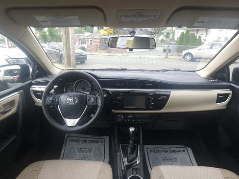 Used 2015 Toyota Corolla LE FWD image 16