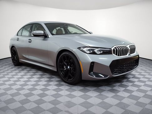 Used 2026 BMW 330i xDrive Sedan w/ M Sport Package AWD/4WD image 7