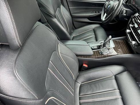 Used 2020 BMW 530i xDrive w/ Premium Package AWD/4WD image 19
