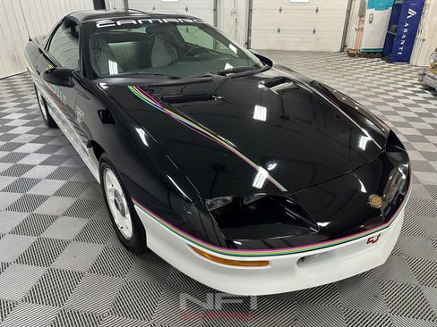 Used 1993 Chevrolet Camaro Z28 image 5