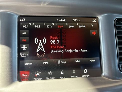 Used 2022 Dodge Charger R/T w/ Driver Convenience Group image 11