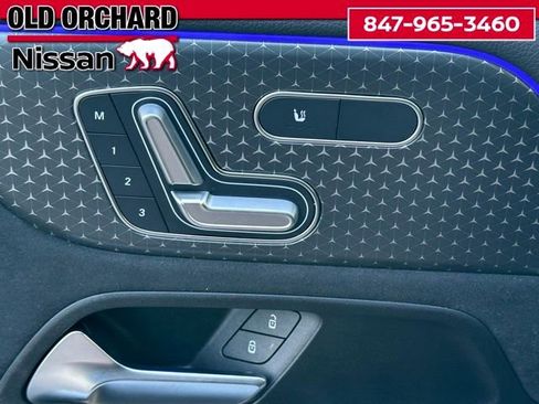 Used 2025 Mercedes-Benz GLB 250 4MATIC image 12