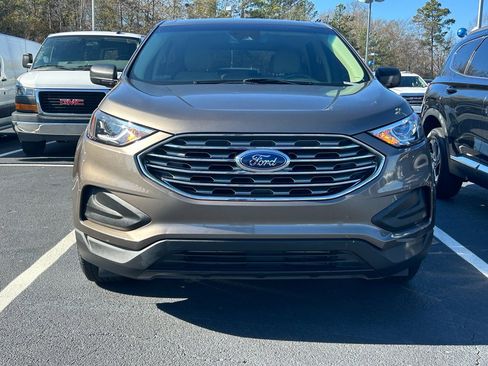 Used 2019 Ford Edge SE image 7