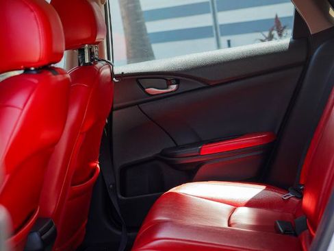 Used 2017 Honda Civic EX image 16