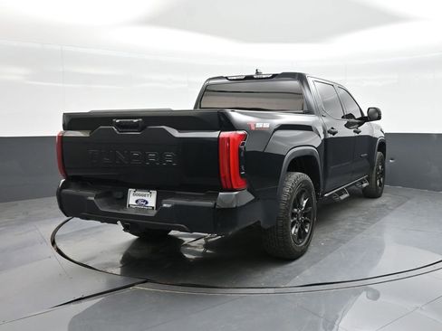 Used 2022 Toyota Tundra SR5 RWD image 8