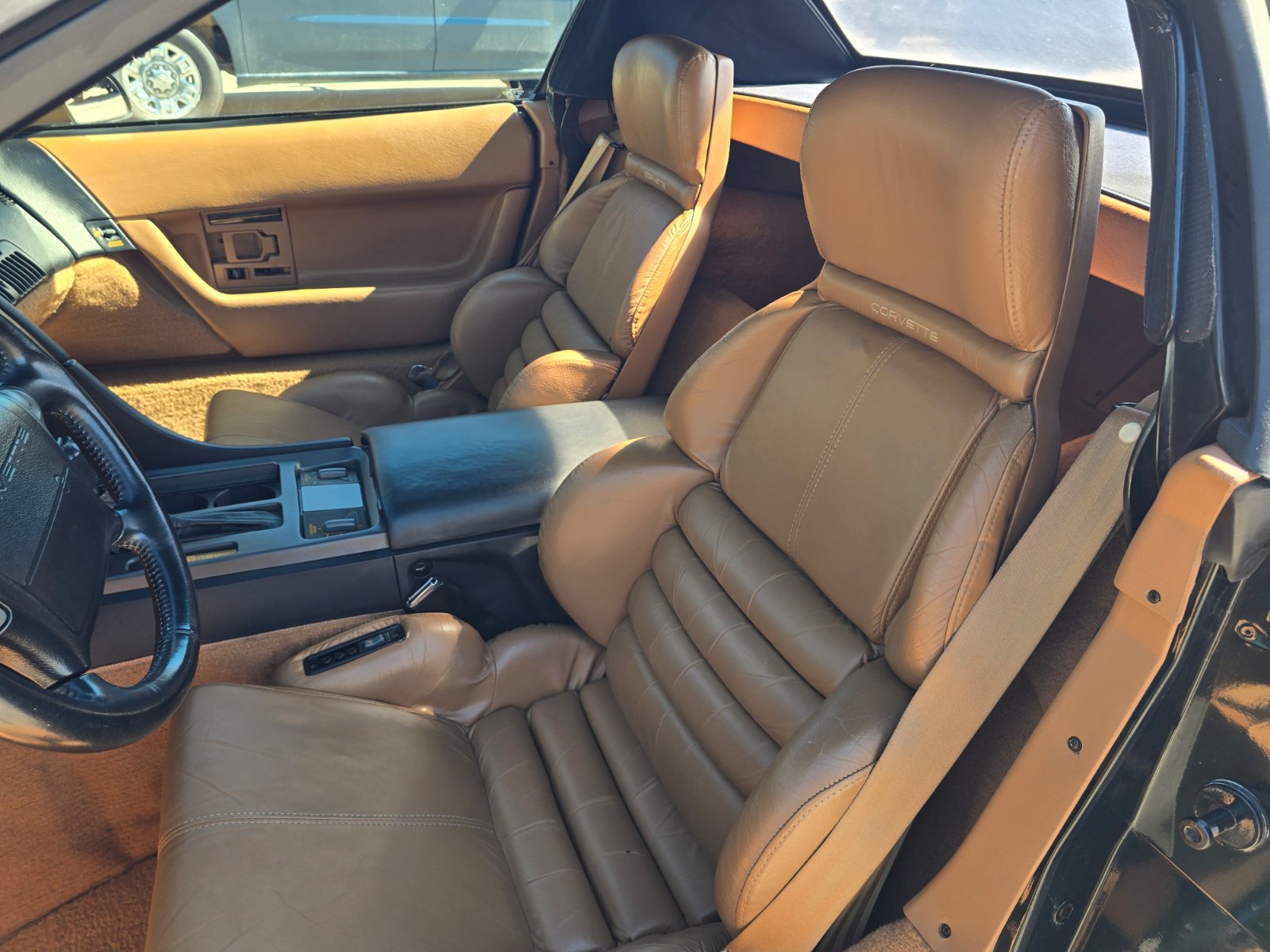 Used 1991 Chevrolet Corvette Convertible RWD image 14