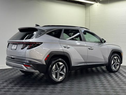 Used 2025 Hyundai Tucson SEL AWD/4WD image 2