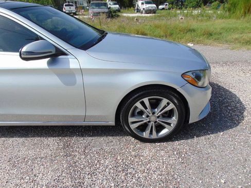 Used 2016 Mercedes-Benz C 300 4MATIC Sedan image 5