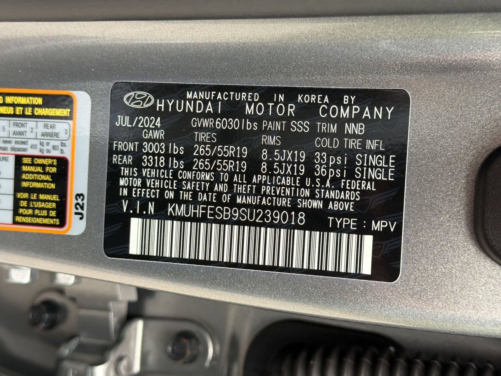 Used 2025 Genesis GV80 2.5T Standard AWD/4WD image 23