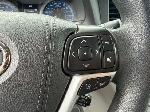 Used 2020 Toyota Sienna LE FWD image 8