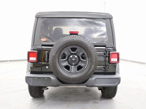 Used 2021 Jeep Wrangler Sport image 6