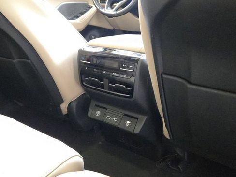 Used 2023 Acura MDX SH-AWD w/ Advance Package image 8