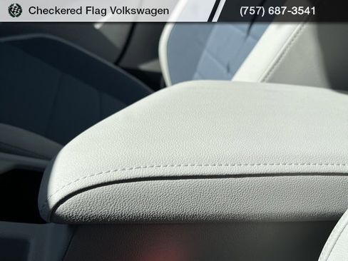 New 2026 Volkswagen Jetta SE image 43