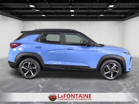 Certified 2023 Chevrolet TrailBlazer RS w/ Sun and Liftgate Package image 9