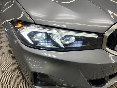 Used 2025 BMW 330i xDrive Sedan image 3