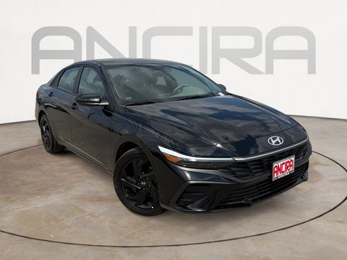 Used 2026 Hyundai Elantra Sport image 4