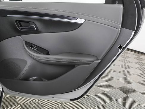 Used 2019 Chevrolet Impala LS image 40