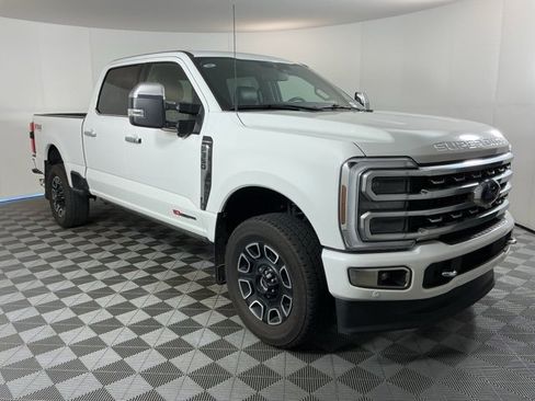 Certified 2024 Ford F350 Platinum image 3