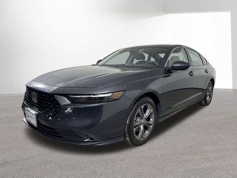 Certified 2023 Honda Accord EX image 24