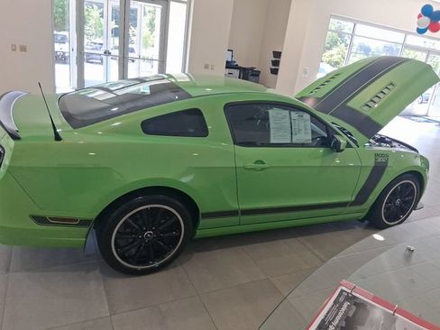 Used 2013 Ford Mustang Boss 302 w/ Boss 302 Accessory Pkg RWD image 6