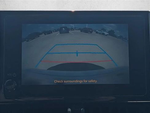 Used 2023 Toyota Corolla SE image 9