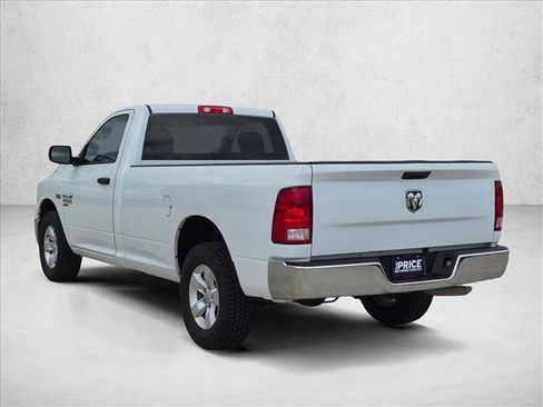 Used 2022 RAM 1500 Classic SLT AWD/4WD image 7