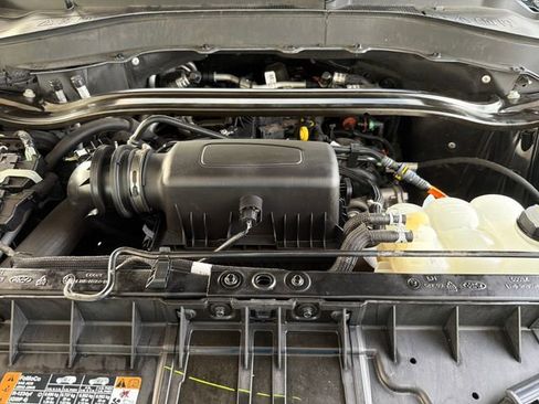 Used 2022 Ford Explorer Limited w/ Equipment Group 301A image 22