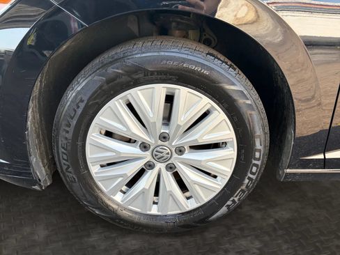Used 2019 Volkswagen Jetta S w/ Driver Assistance Package FWD image 32